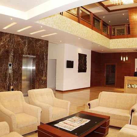فندق باريجاتا جيتاواي بنغالور المظهر الخارجي الصورة